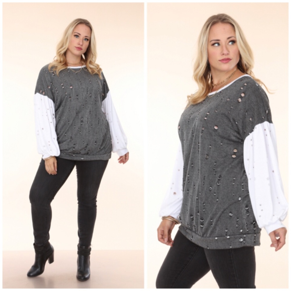 Plus Size Color Contrast Destroyed Knit Top - Picture 2 of 4